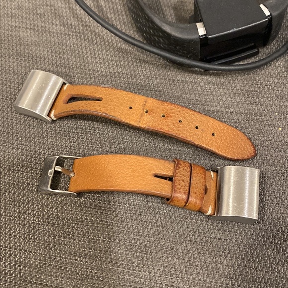 Fitbit charge - Picture 6 of 6